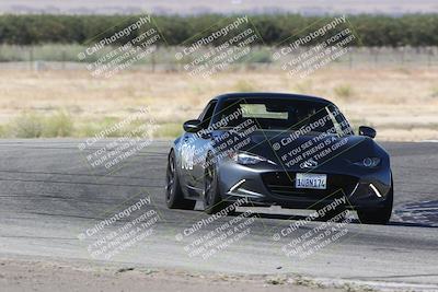 media/Sep-15-2024-Speed Ventures (Sun) [[7a54f7ed2f]]/Yellow Group/Session 1 (Outside Grapevine)/